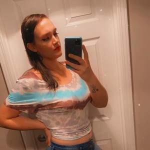 Meet your Posher, Alexandra